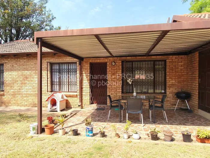 Townhouse/Cluster for Sale in Johannesburg CBD, Johannesburg