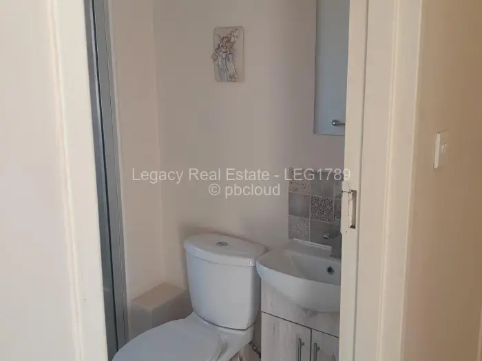 Flat/Apartment to Rent in Aspindale Park