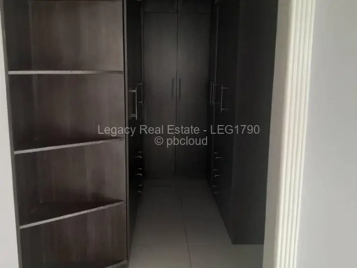 Townhouse/Complex/Cluster to Rent in Westgate