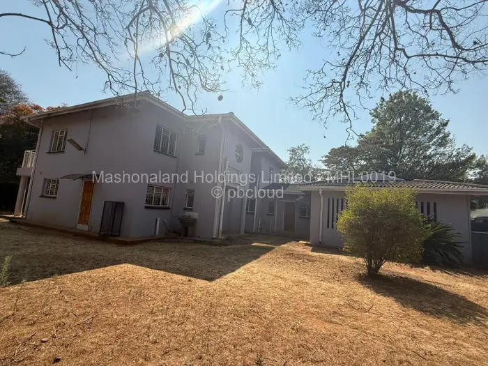 Townhouse/Complex/Cluster to Rent in Borrowdale