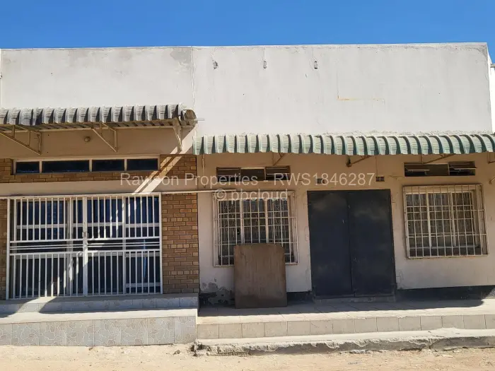 Warehouse/Industrial for Sale in Chitungwiza, Chitungwiza
