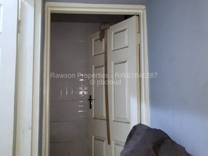 Warehouse/Industrial for Sale in Chitungwiza, Chitungwiza