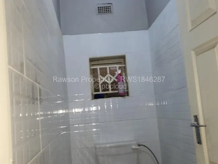 Warehouse/Industrial for Sale in Chitungwiza, Chitungwiza