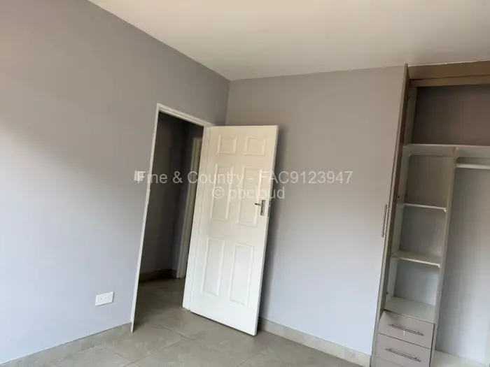 Townhouse/Cluster to Rent in Bluff Hill, Harare