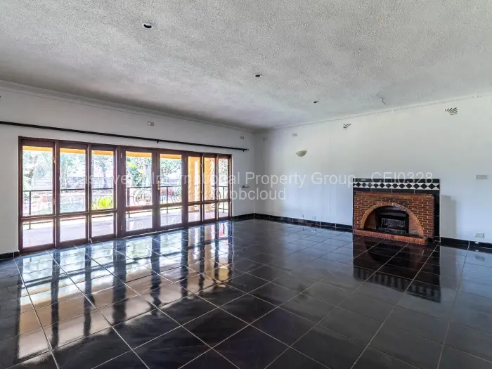 4 Bedroom House to Rent in Northwood