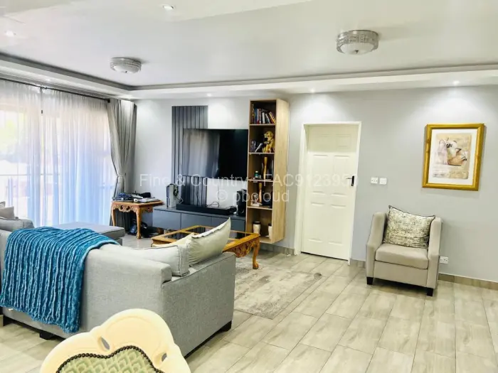 Townhouse/Cluster for Sale in Highlands, Harare