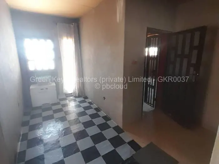 4 Bedroom House for Sale in Ruwa, Ruwa