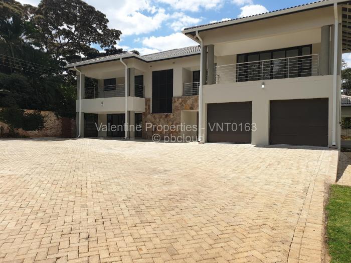 7 Bedroom House to Rent in Kambanji, Harare