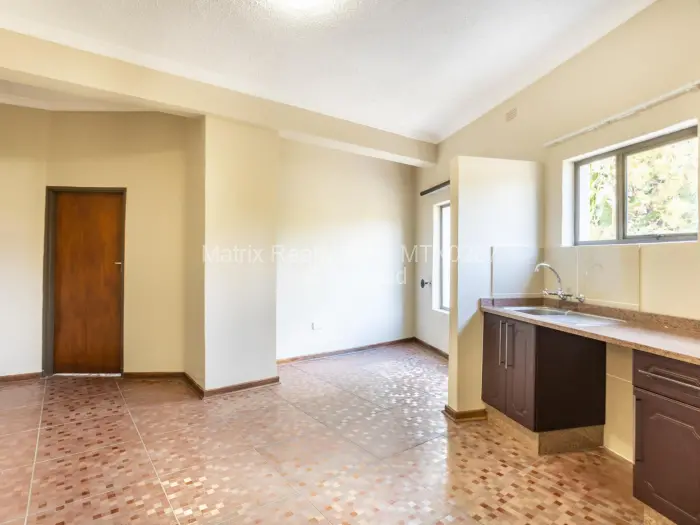 5 Bedroom House for Sale in Borrowdale, Harare