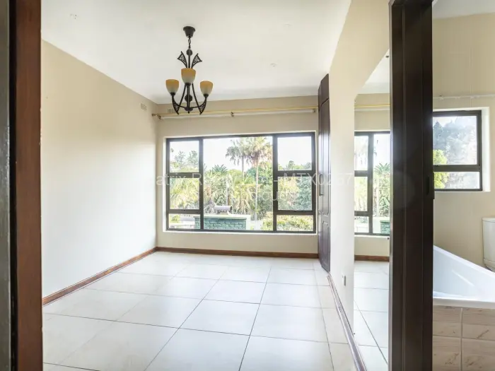 5 Bedroom House for Sale in Borrowdale, Harare