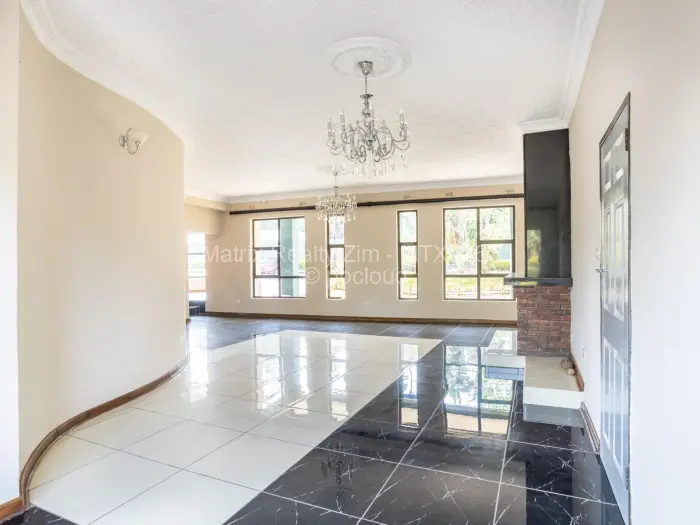 5 Bedroom House for Sale in Borrowdale, Harare