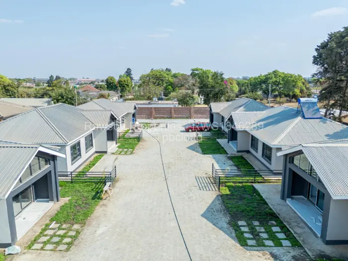 Townhouse/Cluster for Sale in Waterfalls, Harare