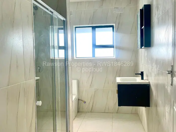 Townhouse/Cluster for Sale in Waterfalls, Harare