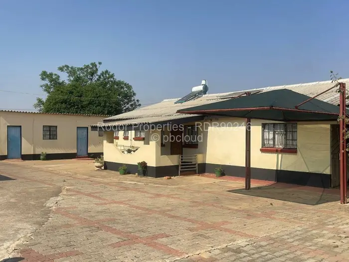 Farm/Plot for Sale in Kensington Byo, Bulawayo