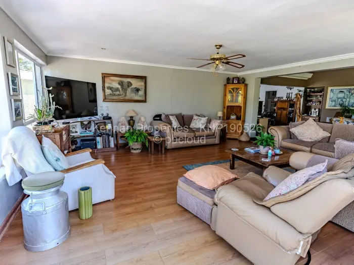 4 Bedroom House for Sale in Glen Lorne, Harare