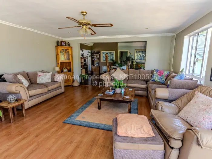 4 Bedroom House for Sale in Glen Lorne, Harare