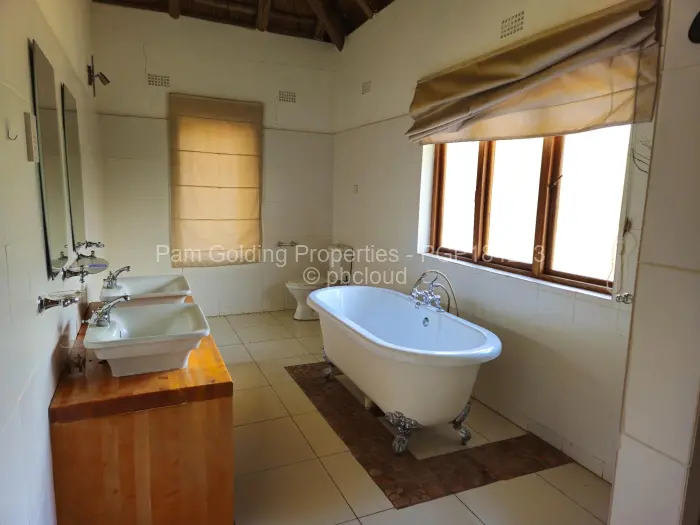 Commercial Property to Rent in Greendale, Harare