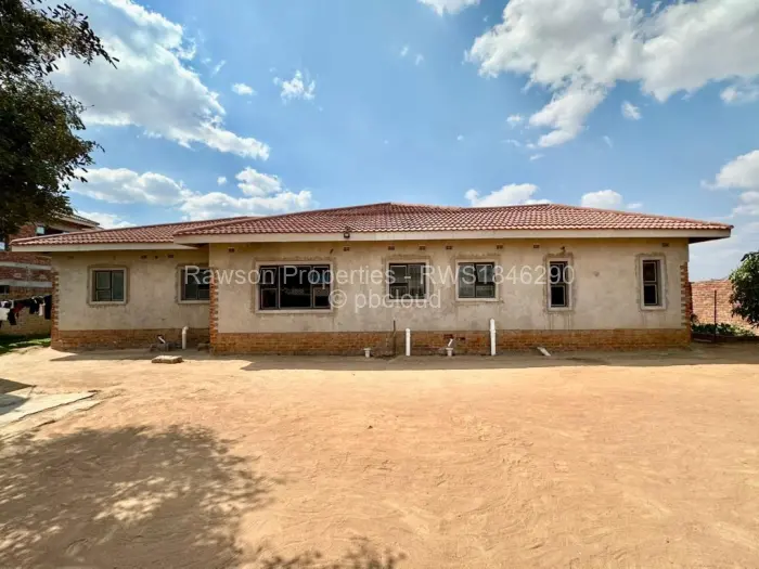 4 Bedroom House for Sale in Rockview, Harare