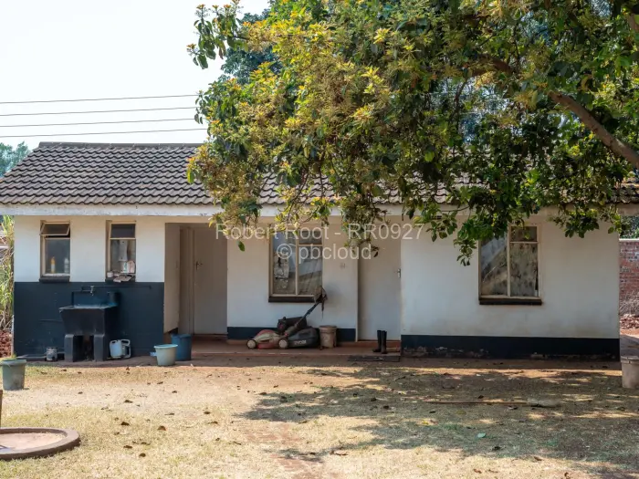 5 Bedroom House for Sale in Borrowdale, Harare