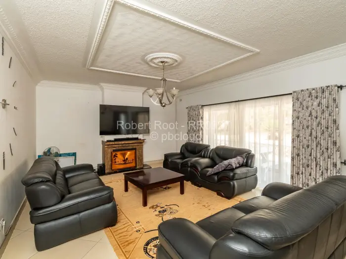 5 Bedroom House for Sale in Borrowdale, Harare