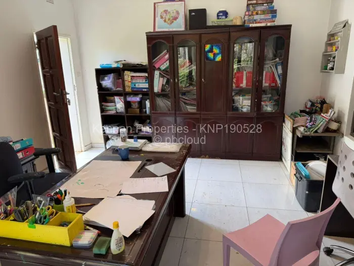 6 Bedroom House for Sale in Chisipite, Harare