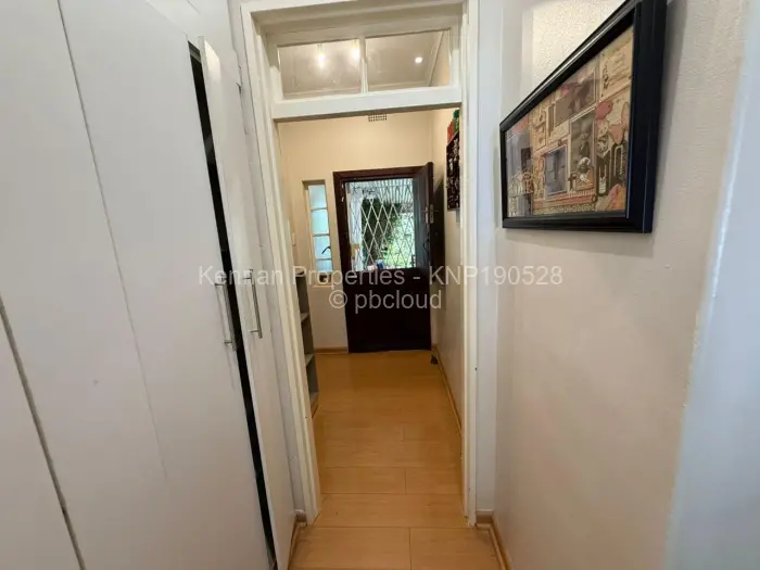 6 Bedroom House for Sale in Chisipite, Harare