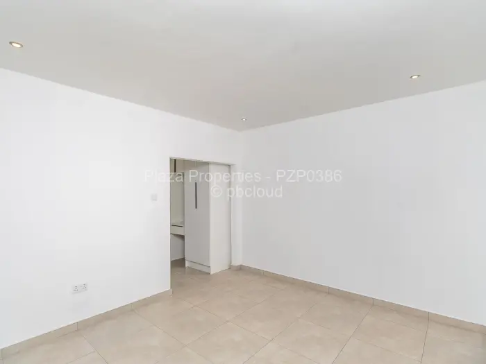 5 Bedroom House to Rent in Glen Lorne