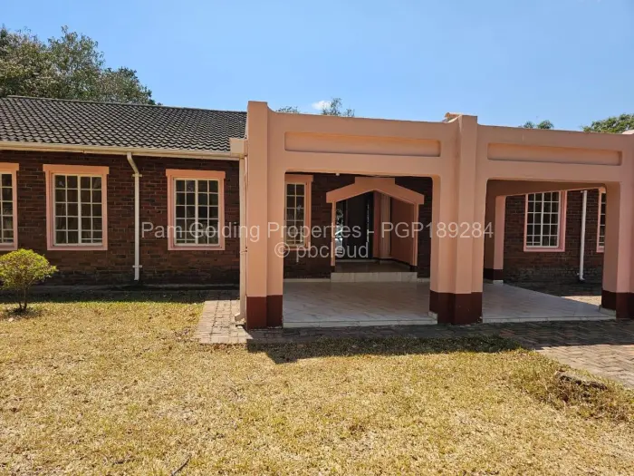 Commercial Property to Rent in Newlands