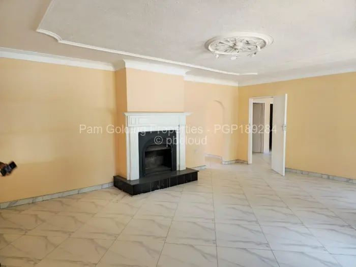 Commercial Property to Rent in Newlands