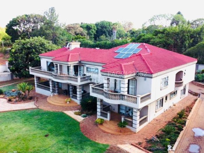 7 Bedroom House for Sale in Borrowdale Brooke, Harare