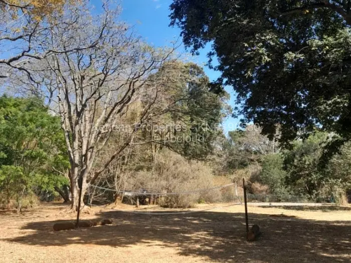 6 Bedroom House for Sale in Avondale, Harare