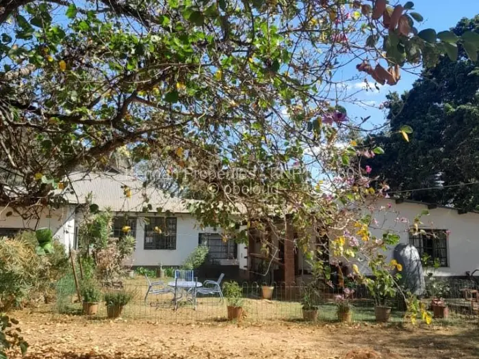 6 Bedroom House for Sale in Avondale, Harare