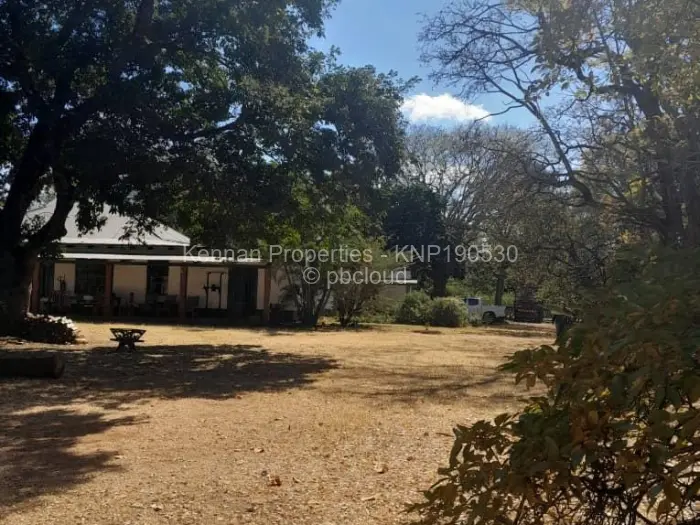 6 Bedroom House for Sale in Avondale, Harare