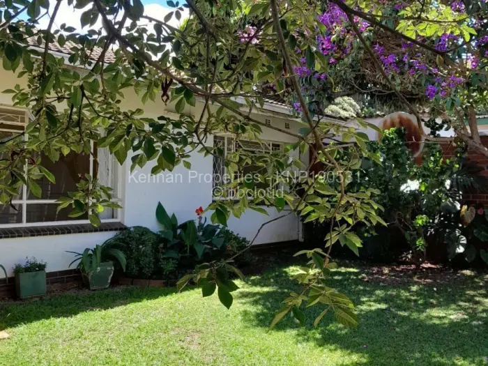 3 Bedroom Cottage/Garden Flat for Sale in Avondale, Harare
