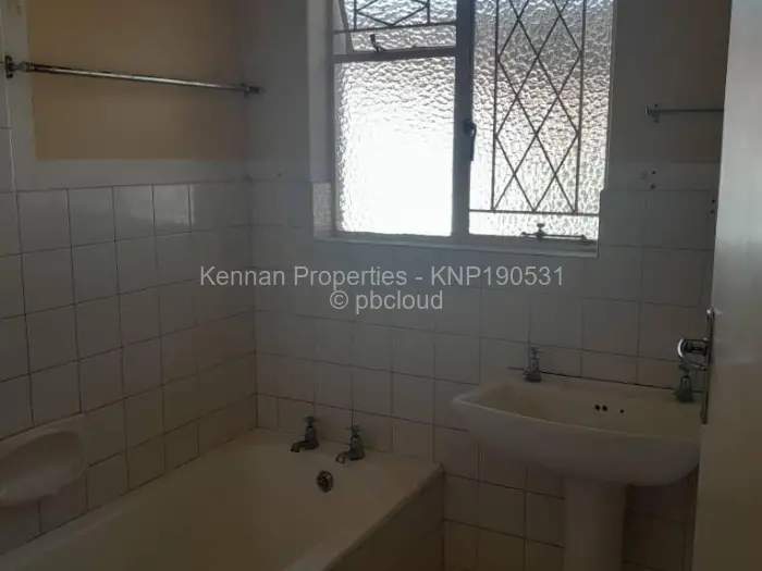 3 Bedroom Cottage/Garden Flat for Sale in Avondale, Harare