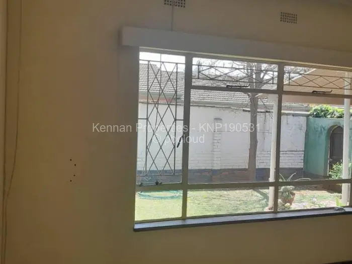 3 Bedroom Cottage/Garden Flat for Sale in Avondale, Harare