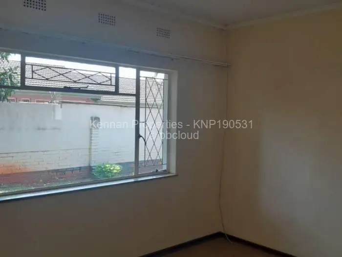 3 Bedroom Cottage/Garden Flat for Sale in Avondale, Harare