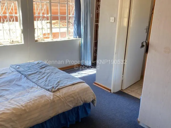 6 Bedroom House for Sale in Mandara, Harare