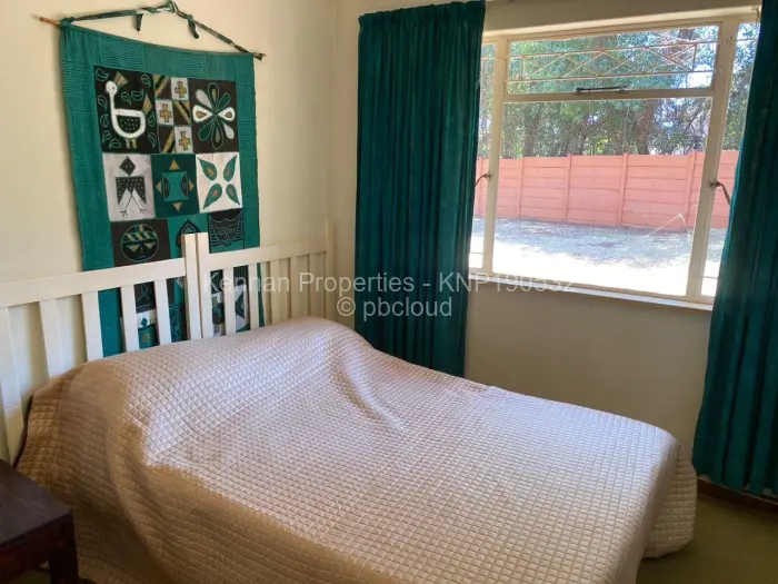 6 Bedroom House for Sale in Mandara, Harare
