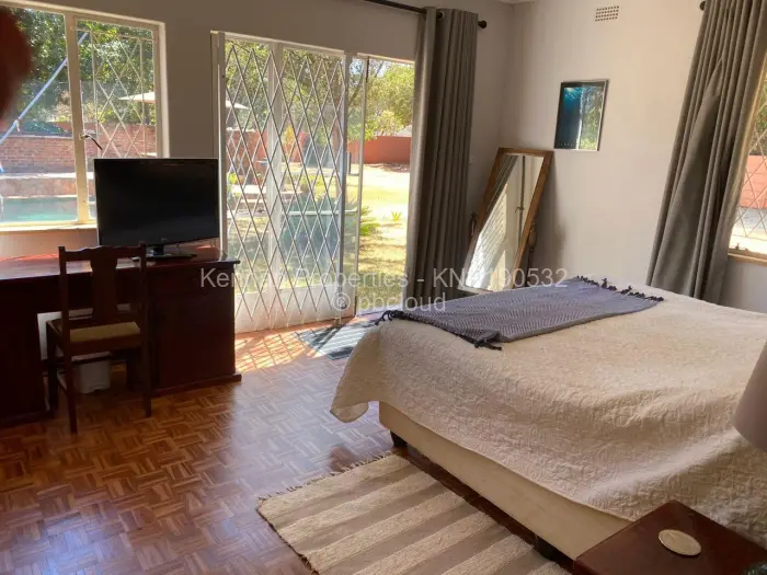 6 Bedroom House for Sale in Mandara, Harare