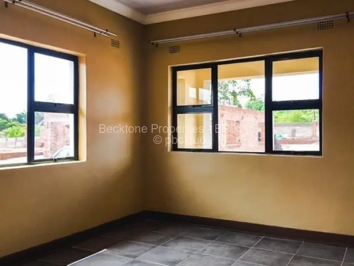 Townhouse/Cluster for Sale in Burnside, Bulawayo