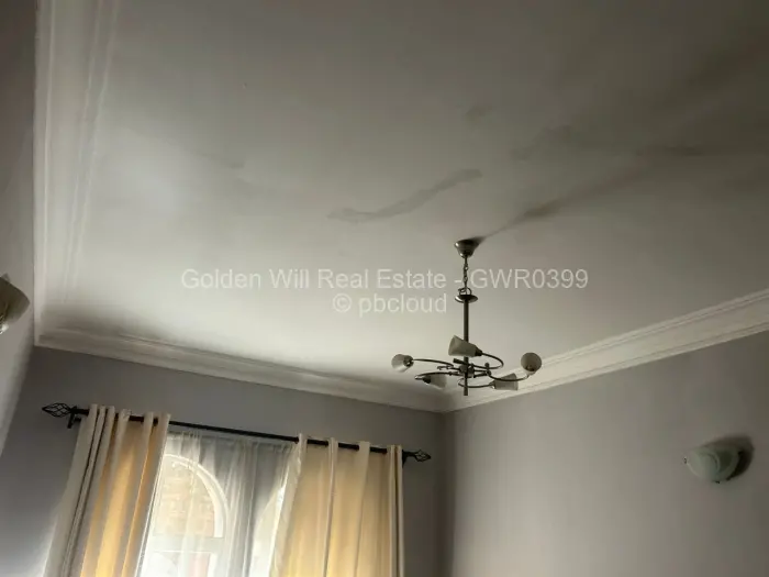 6 Bedroom House to Rent in Borrowdale Brooke