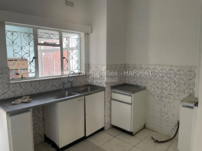 Flat/Apartment to Rent in Hillside