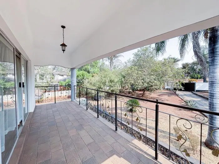 5 Bedroom House for Sale in Borrowdale, Harare