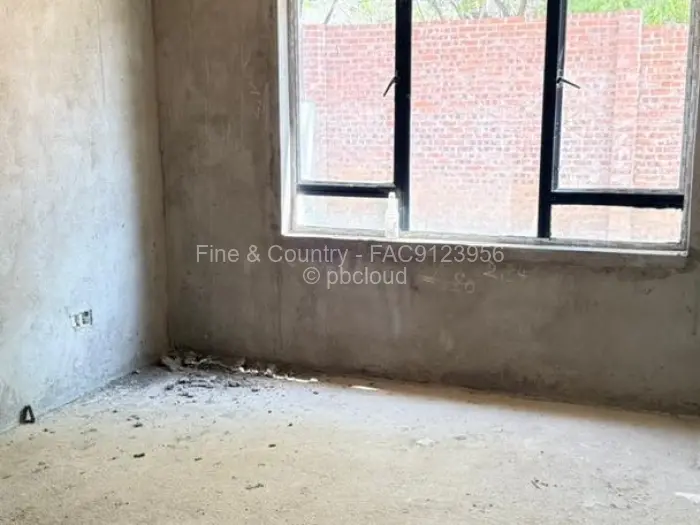 Townhouse/Complex/Cluster for Sale in Greendale, Harare