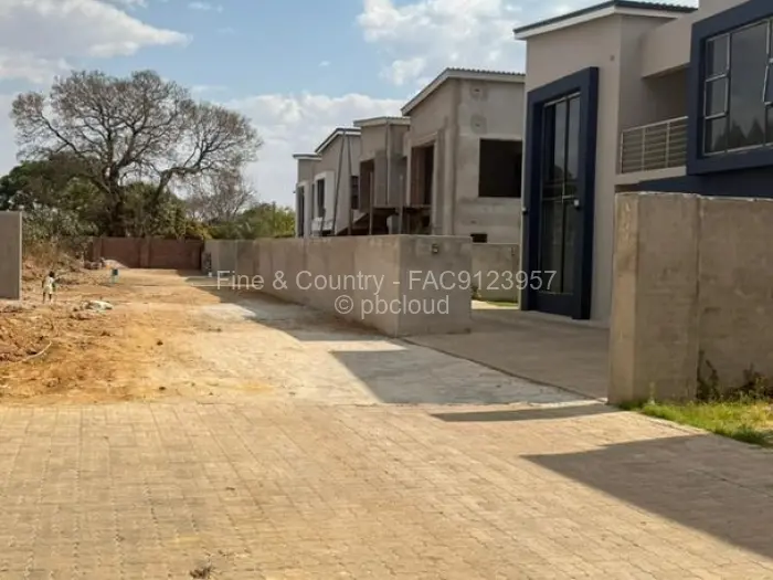 Townhouse/Cluster for Sale in Greendale, Harare