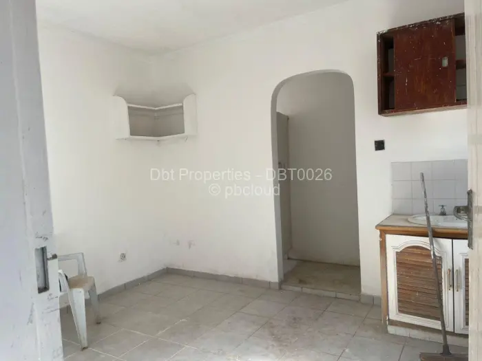 3 Bedroom Cottage/Garden Flat to Rent in Highlands, Harare