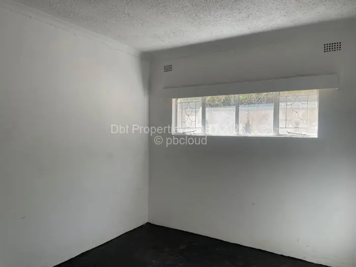 3 Bedroom Cottage/Garden Flat to Rent in Highlands, Harare