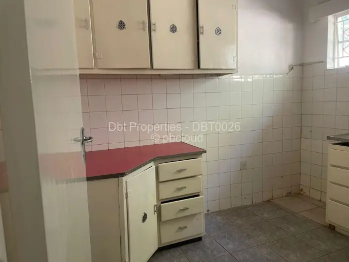 3 Bedroom Cottage/Garden Flat to Rent in Highlands, Harare