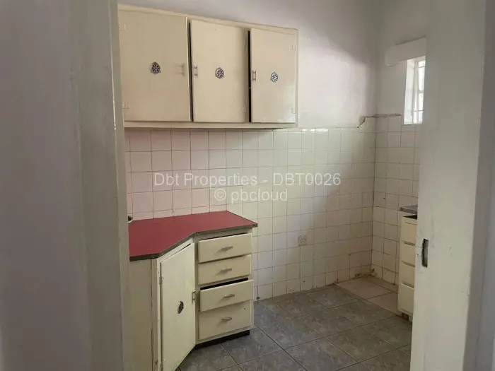 3 Bedroom Cottage/Garden Flat to Rent in Highlands, Harare